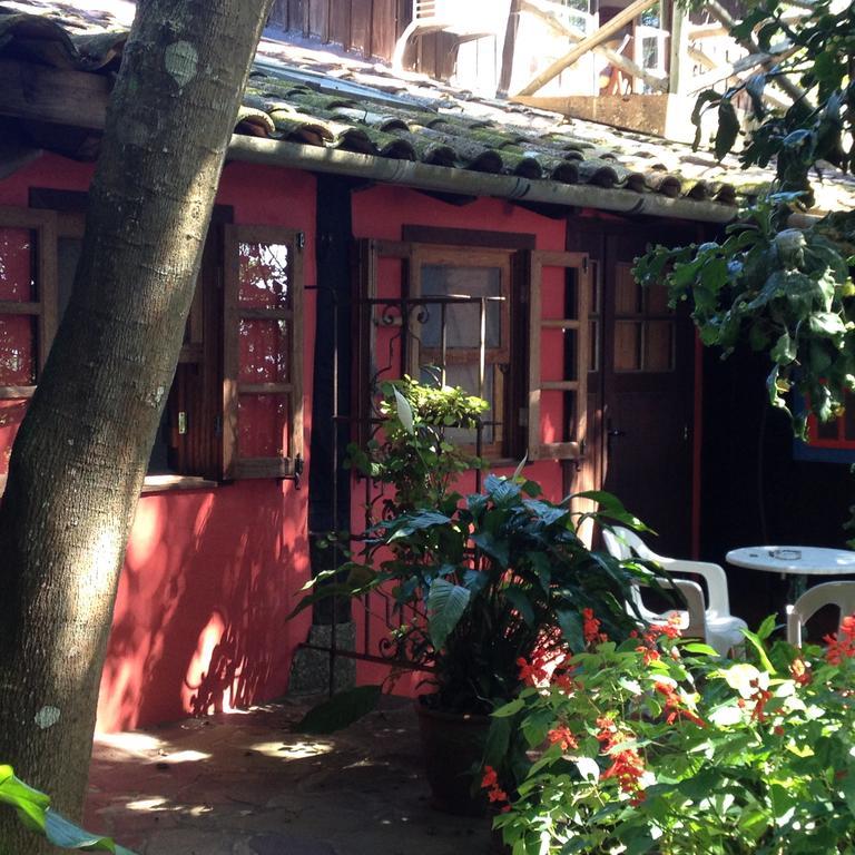 Regina Guest House Praia do Rosa Bilik gambar